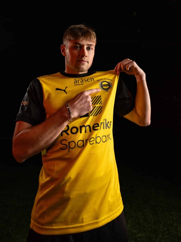 Hjemmedrakt 2026 Barn